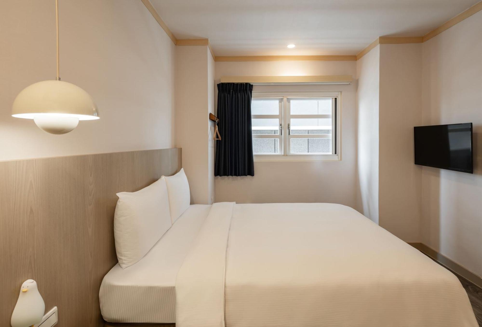 Kindness Hotel - Tainan Minsheng Værelse billede