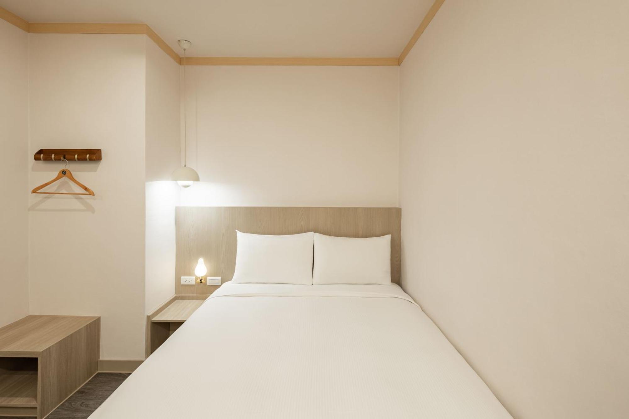 Kindness Hotel - Tainan Minsheng Værelse billede
